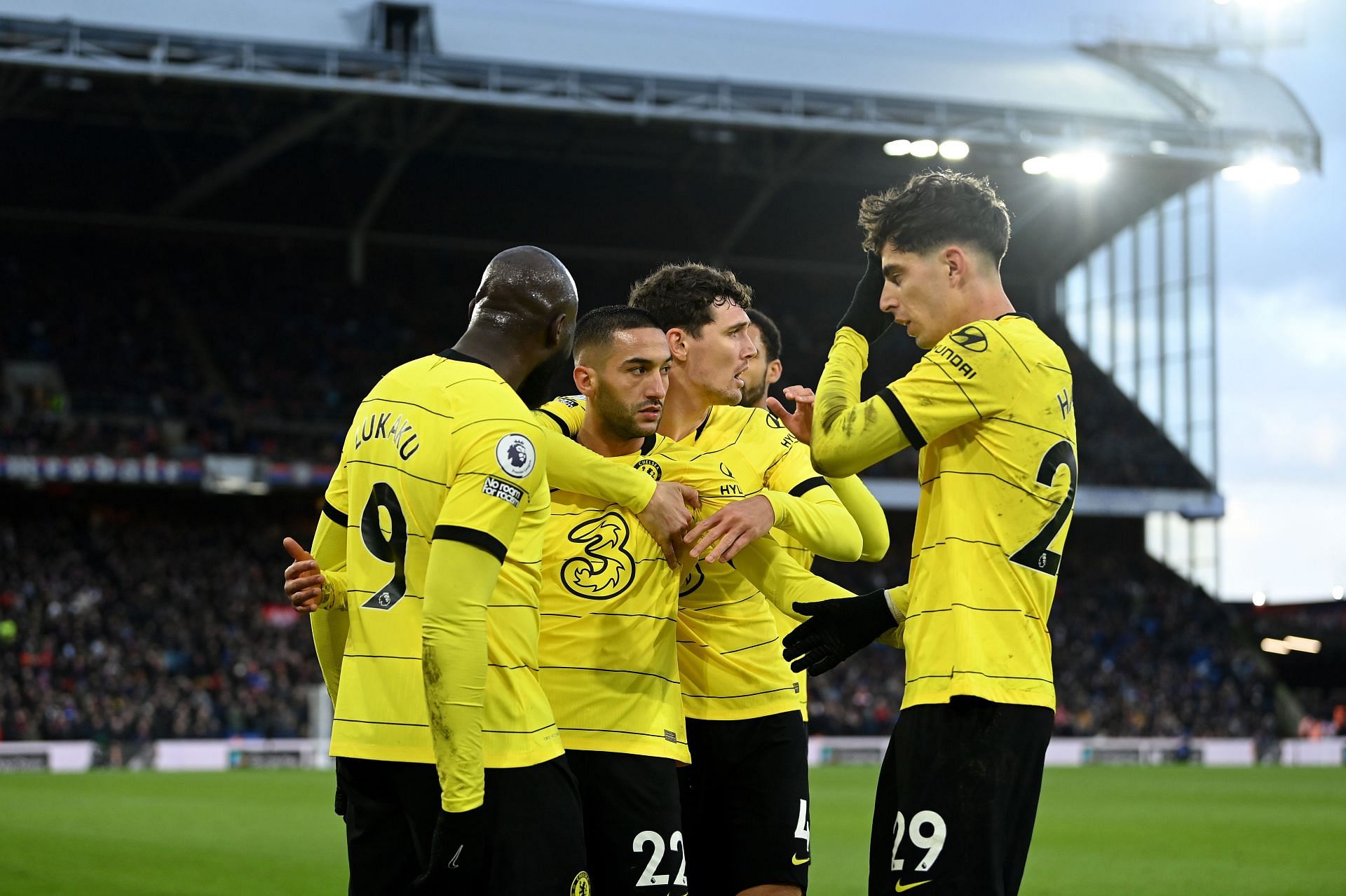 Ziyech scored an 89th minute winner to take Chelsea within 7 points of Liverpool